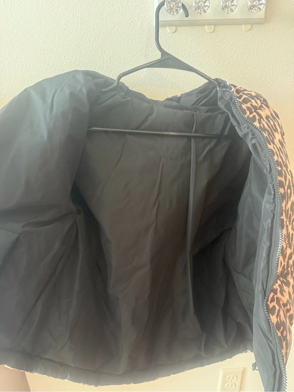 Kids Leopard Print Puffer Jacket - leopard print/Black NWOT